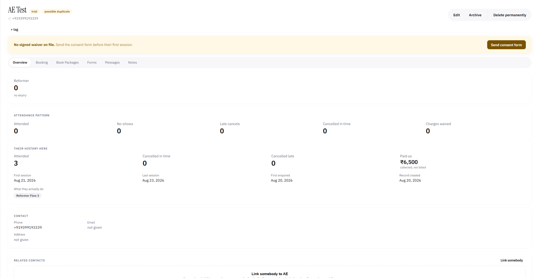 Member profile showing attendance pattern, no-show count, and payment history in INR